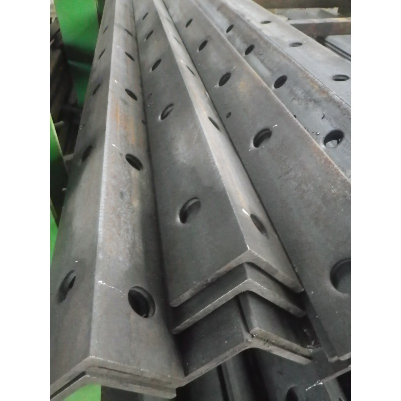 CORNIERE ALUMINIUM /"L/" 80 X 80 X 8 CONSTRUCTION METALLIQUE